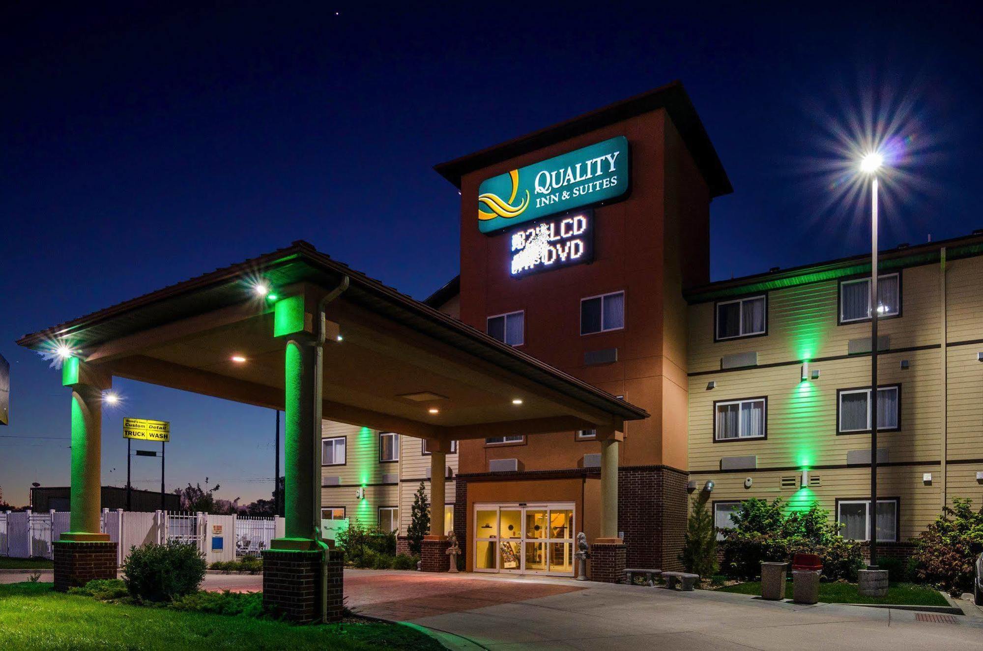 Quality Inn & Suites Park City Ngoại thất bức ảnh